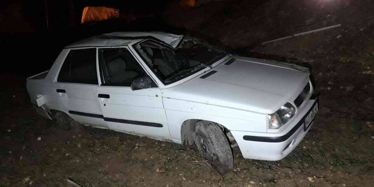 Kontrolden çıkan otomobil takla attı: 2 yaralı