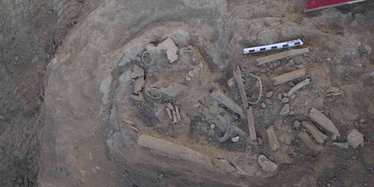 Van’da ilk kez Pers İmparatorluğu’na ait mezar bulundu