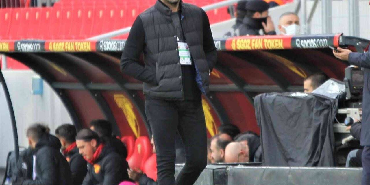Volkan Demirel, teknik direktörlük kariyerinin ilk maçında