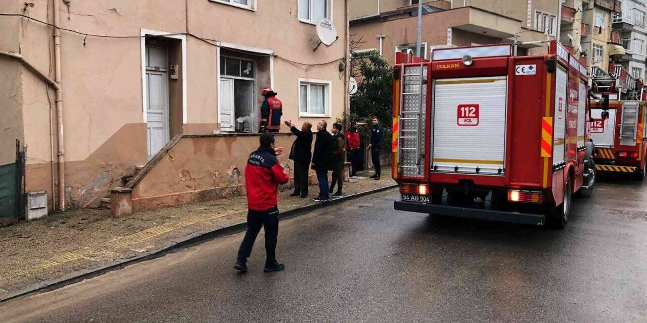 Ocakta unutulan yemek itfaiyeyi harekete geçirdi