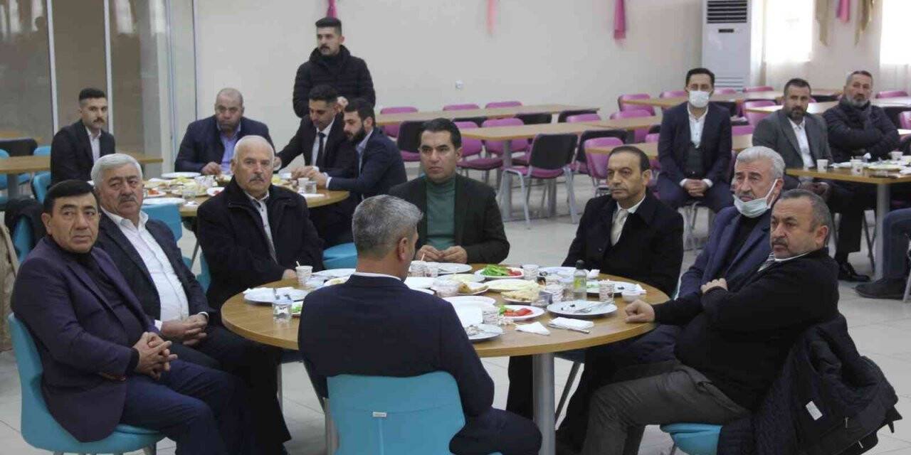 MHP’li Özyürek: "Türkiye ekonomik sıkıntılardan, dış ve iç baskılardan da kurtulacak"