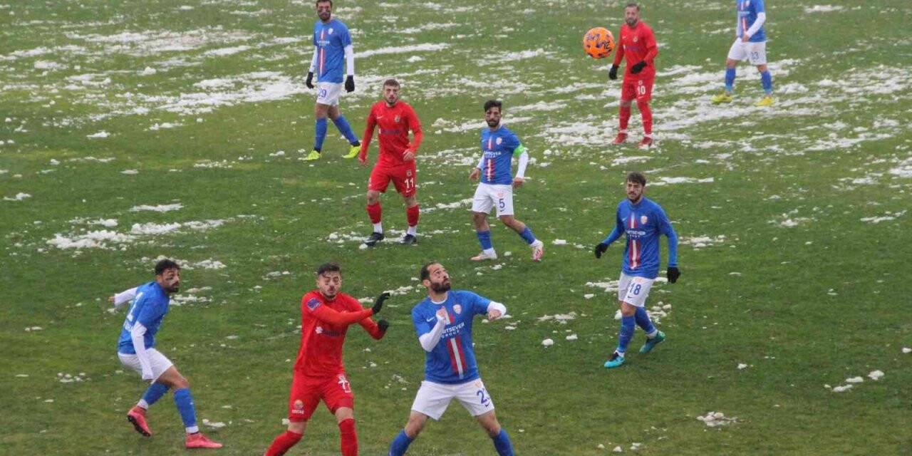 TFF 3. Lig: Karaman Belediyespor: 2 - 1954 Kelkit Belediyespor: 1