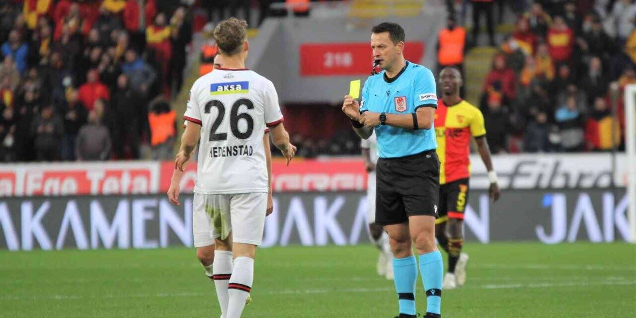 Spor Toto Süper Lig: Göztepe: 0 - Fatih Karagümrük: 1 (Maç sonucu)