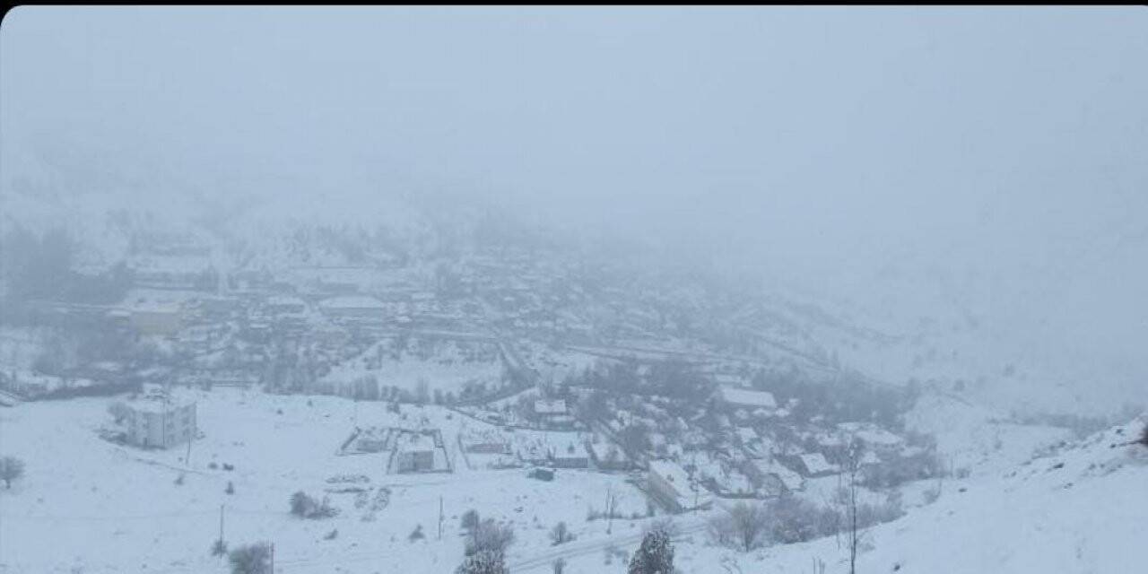 Pülümür’de okullara kar tatili
