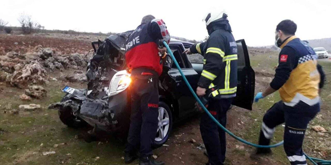 Midyat’ta trafik kazası, 1’i ağır 3 yaralı