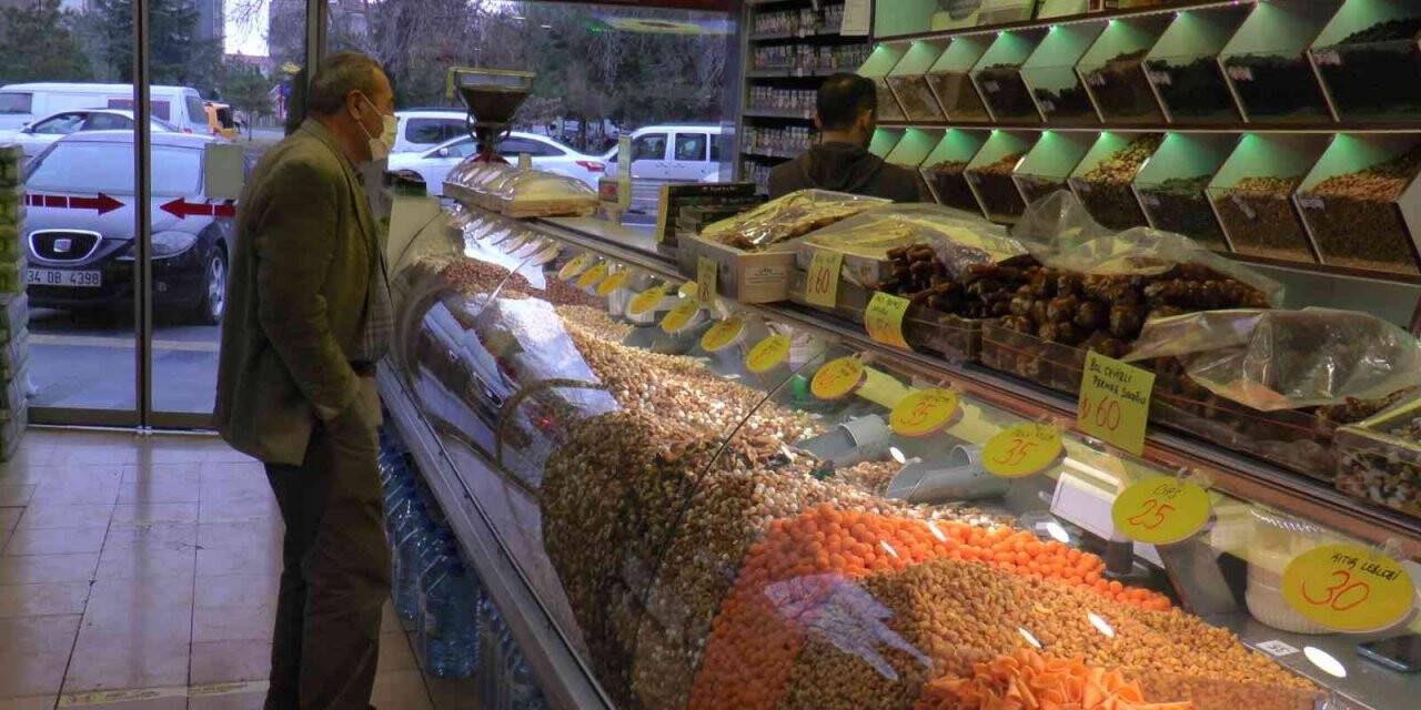 Yılbaşında her bütçeye uygun kuruyemiş