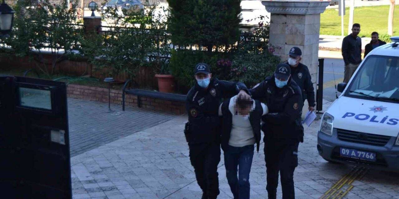 Didim’de doktora kafa atan saldırgan adliyeye sevk edildi