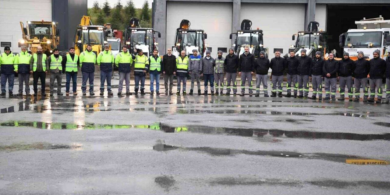 Karla mücadele ekipleri göreve hazır