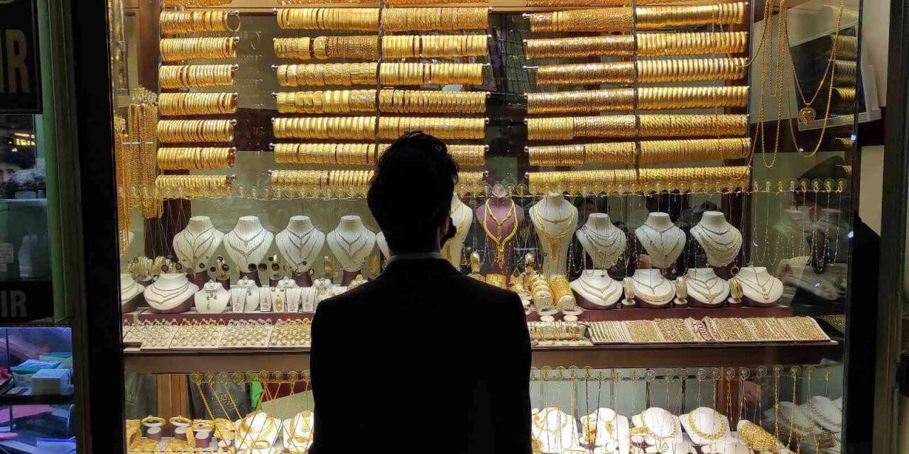 Gram altın 1000 lirayı geçti, yarım gramda talep artışı
