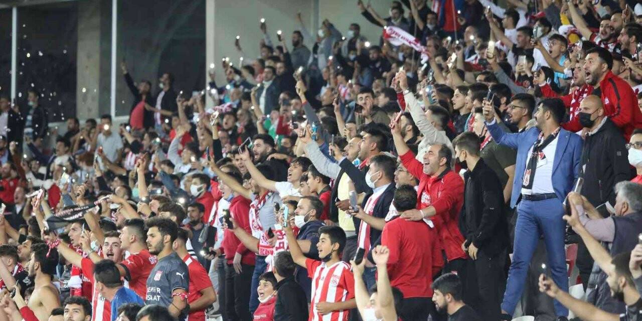 Sivasspor - Rizespor maçının biletleri satışta