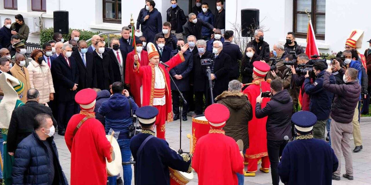 Nijer Başbakanı Sakarya’da mehteranla karşılandı
