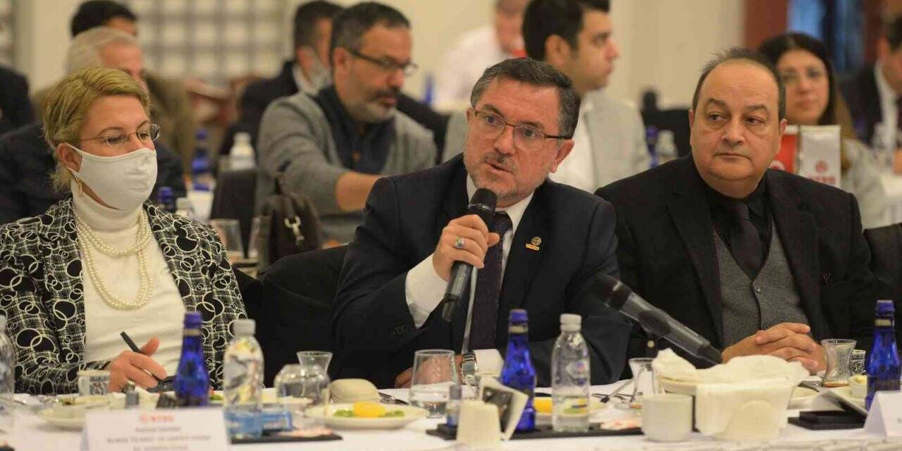 Turizmde 2022 hedefi 45 milyon ziyaretçi, 35 milyar dolar gelir