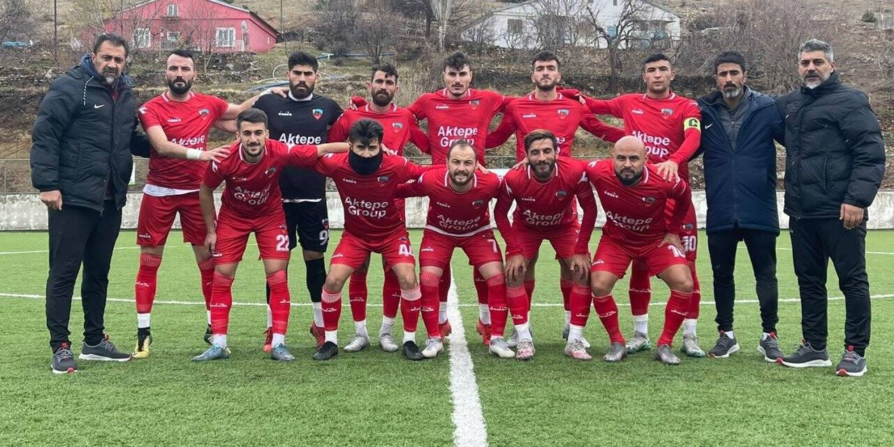 Viranşehir Belediyespor’un zirve inadı