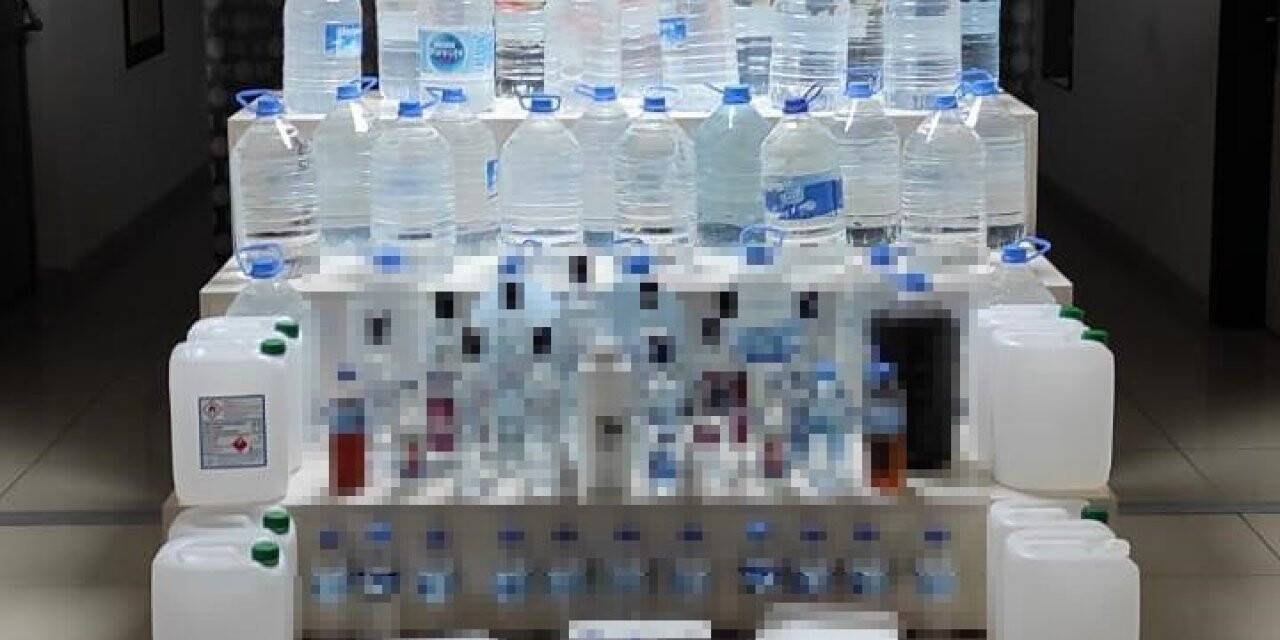 Çorum’da 162 litre sahte rakı ve 5 litre şarap ele geçirildi