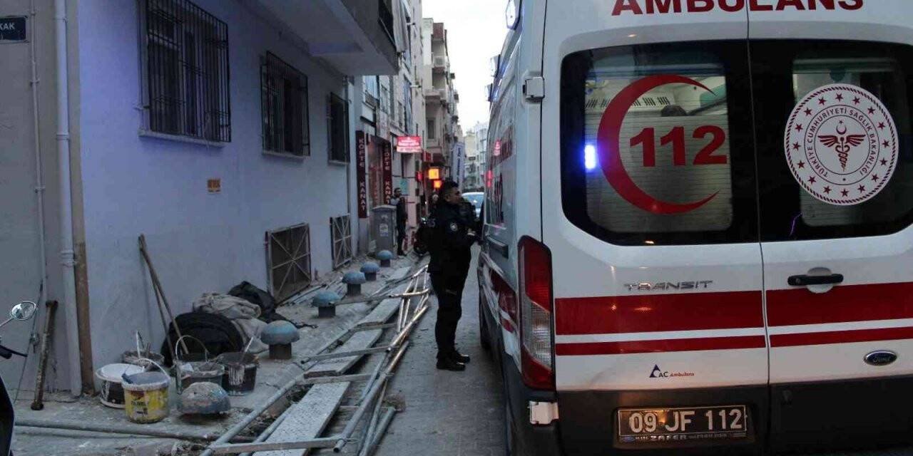 Aydın’da inşaat iskelesi çöktü: 2 yaralı