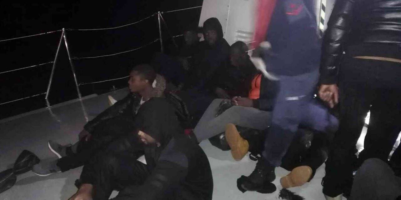 Marmaris’te 29 düzensiz göçmen kurtarıldı