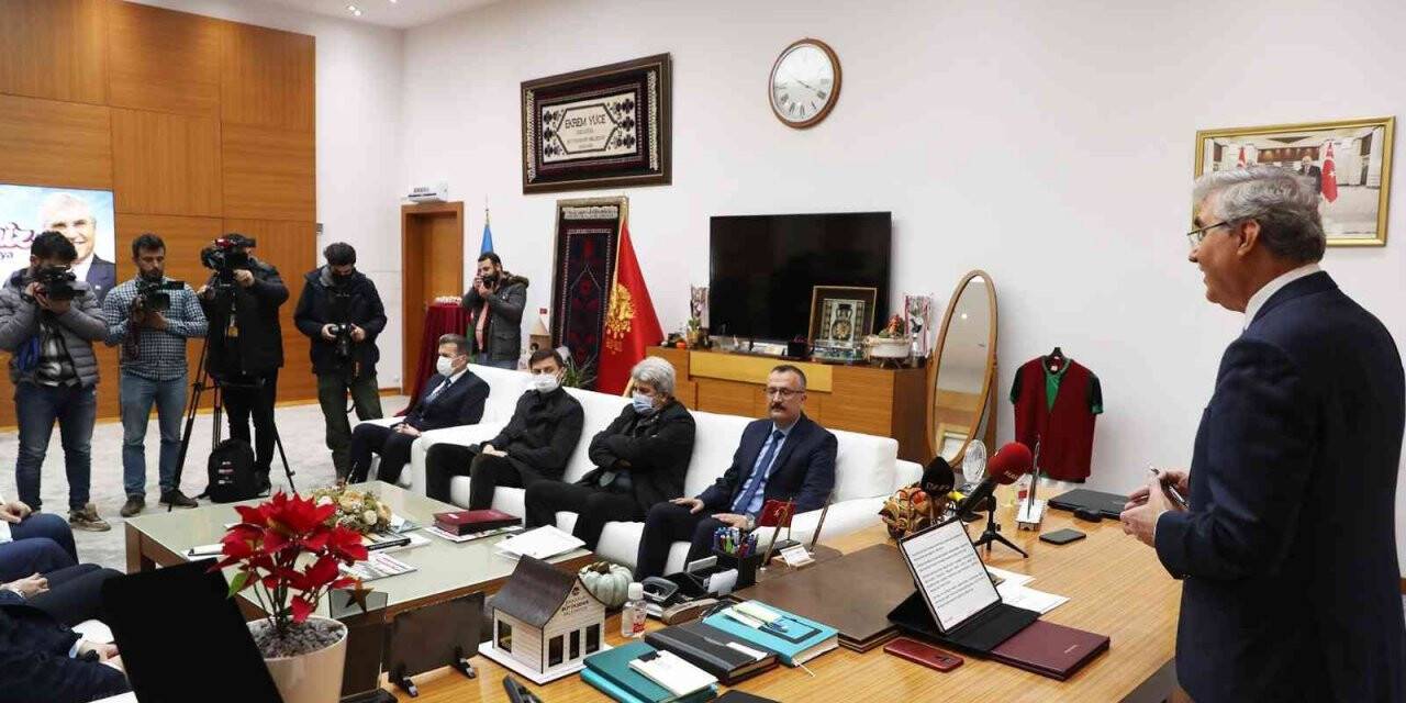 Başkan Yüce: “Sakarya’da hayvancılığın gelişmesi için üretiyoruz”