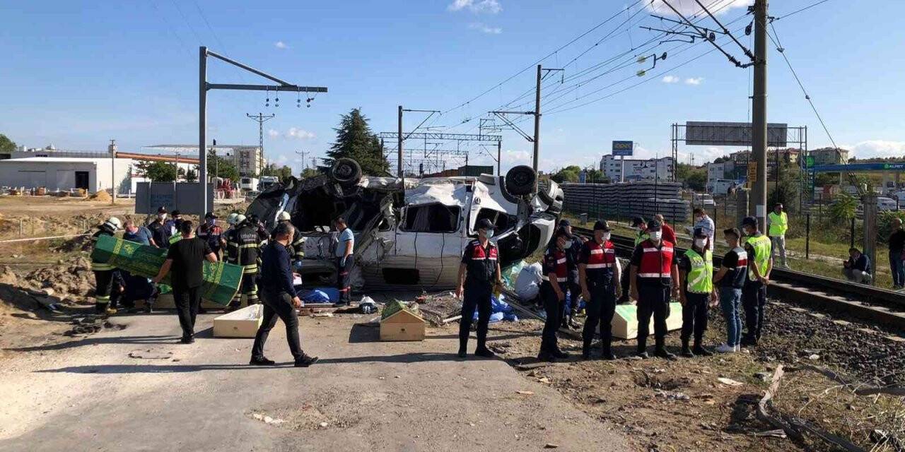 7 kişiye mezar olan minibüs kazasında sürücü asli kusurlu sayıldı