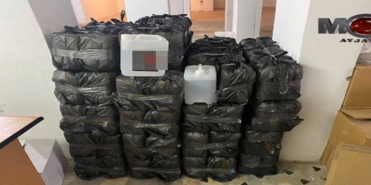 Antalya’da sahte alkol üreten fabrika ve depoya baskın: 8 gözaltı