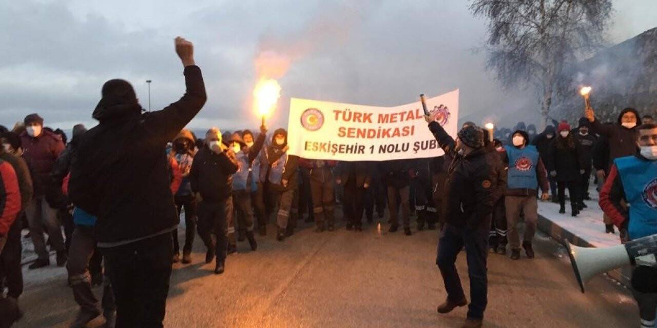 Eskişehir’de Arçelik Fabrikası işçileri MESS’in teklifine karşı eylem yaptı