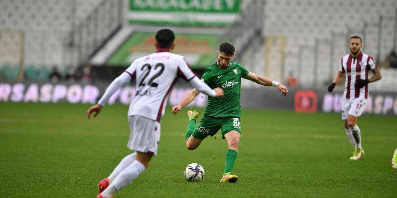 Bursaspor teknik direktörsüz çıktığı üç maçı da kaybetti
