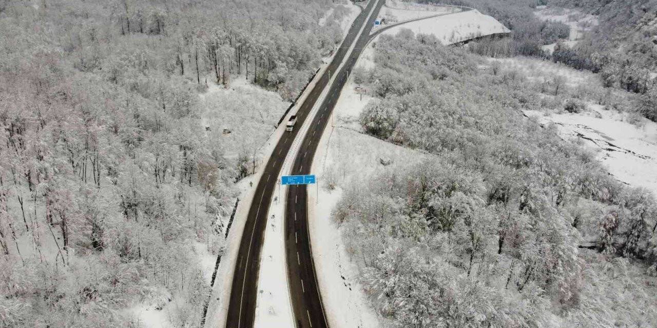 Bartın’da 46 köy yolu ulaşıma kapandı, 66 köye enerji verilemiyor