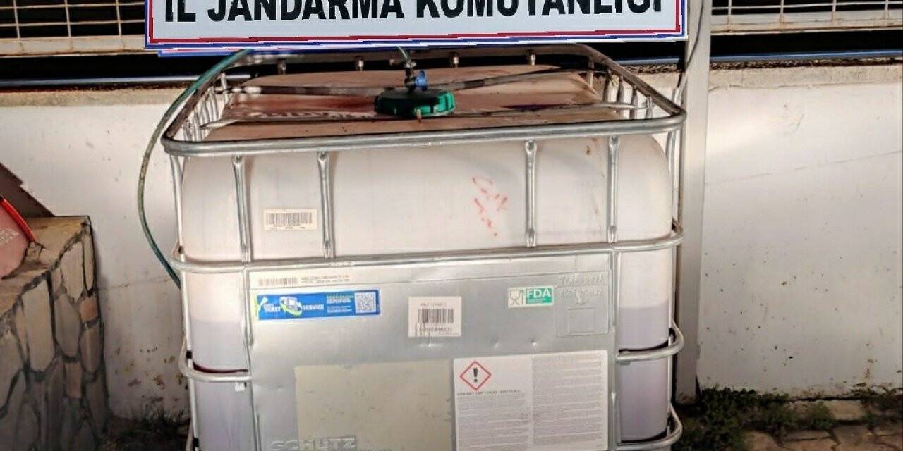 Uşak’ta 825 litre kaçak şarap ele geçirildi