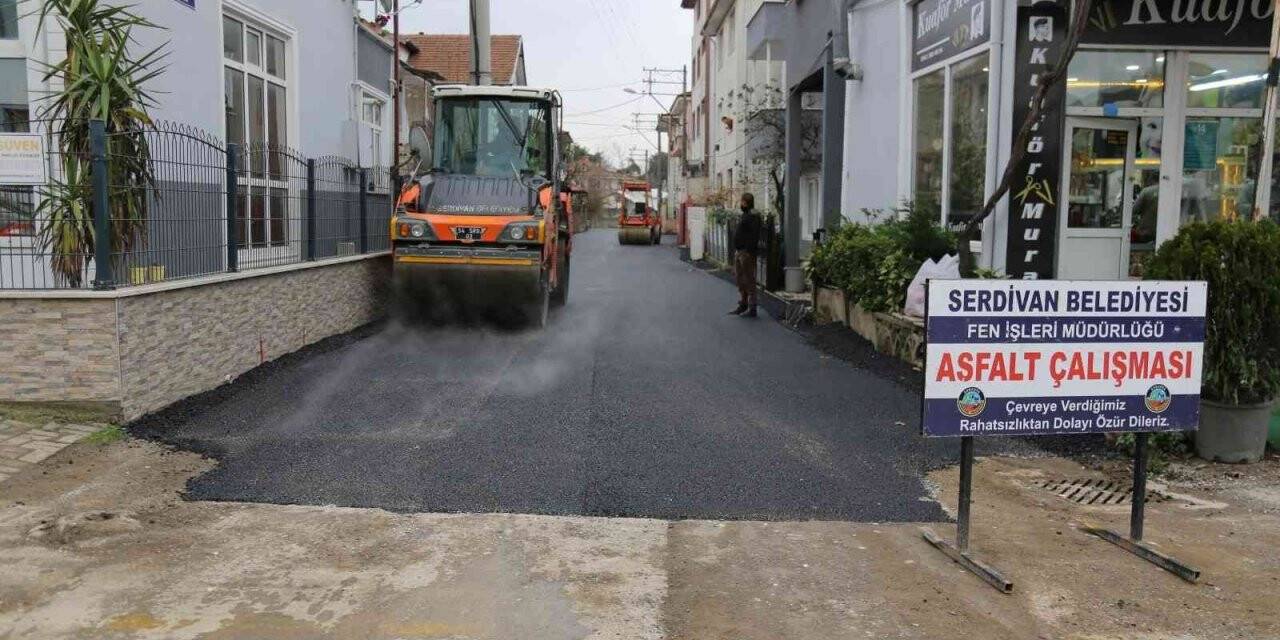 Serdivan’da sokaklar yenileniyor