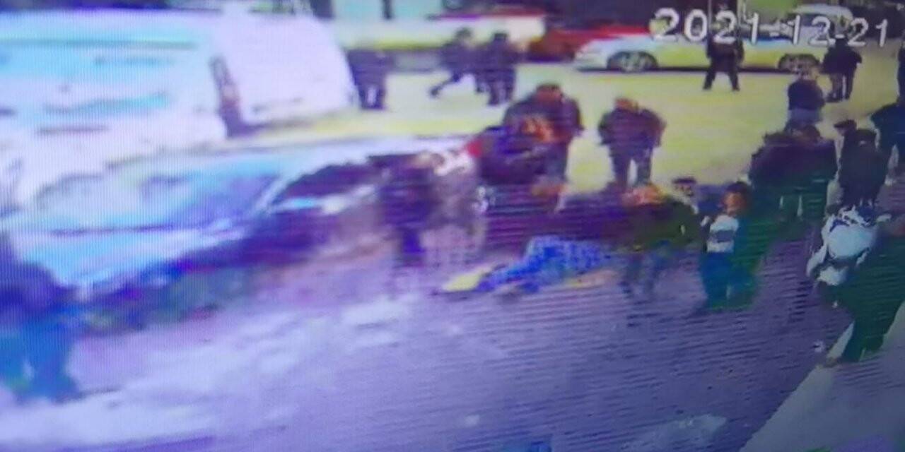 Kalp krizi geçirirken kaza yapan sürücü, kalp masajıyla hayata döndü