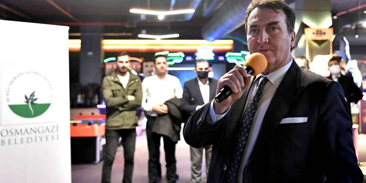 Osmangazi personeli, iş stresini bowlingle attı