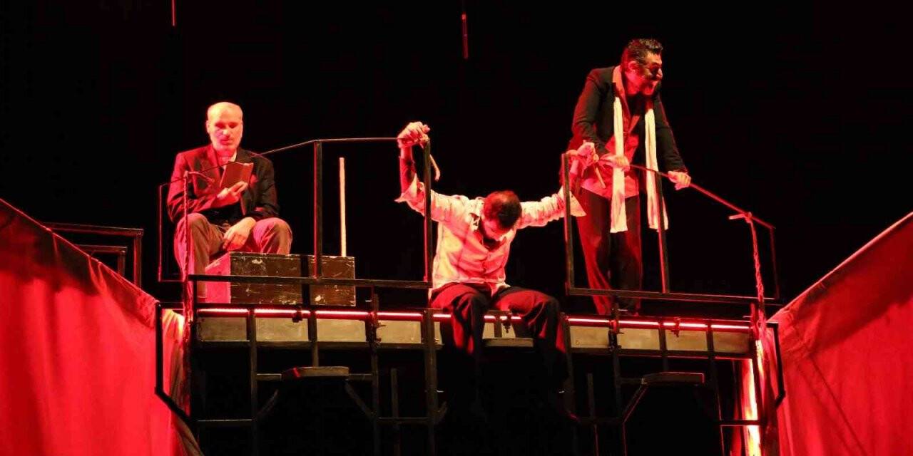 Çayırova’da tiyatro kursu kayıtları başladı