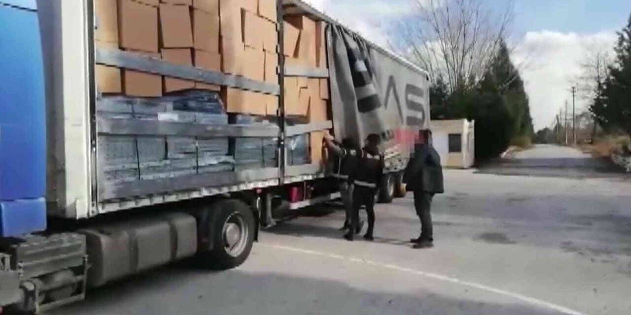 TEM’de 6 milyon 620 bin kaçak makaron ele geçirildi