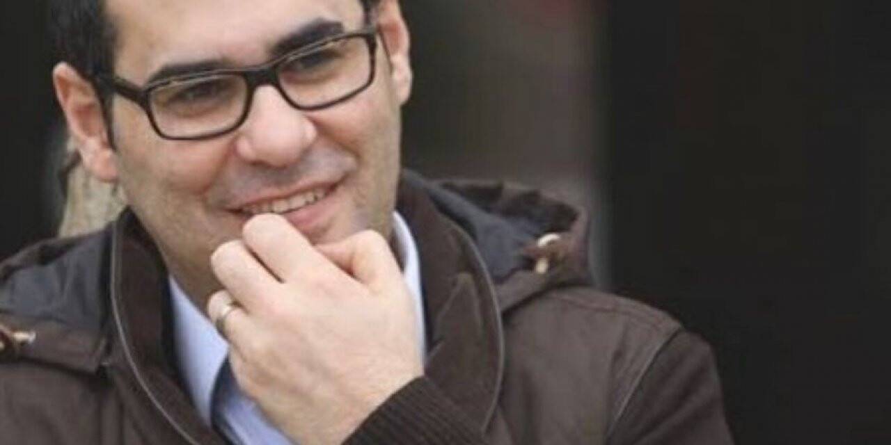 Enver Aysever’in karikatür paylaşımına para cezası