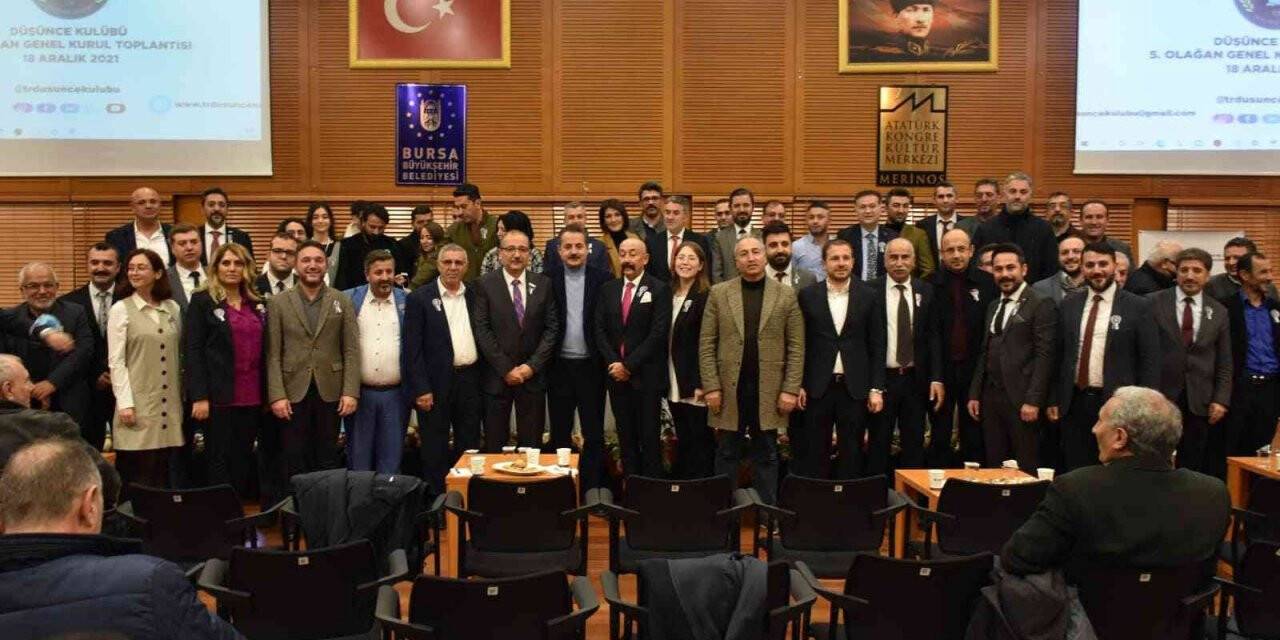 TR Düşünce Kulübü Başkanı Yakut güven tazeledi