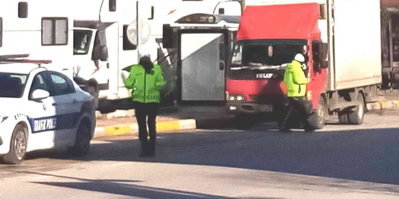 Bandırma’da araçlar denetlendi