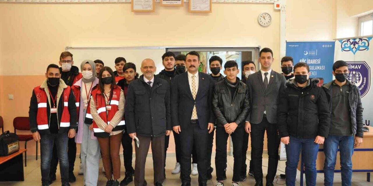 Göç İdaresi Müdürlüğü’nden liseli gençlere uyum semineri