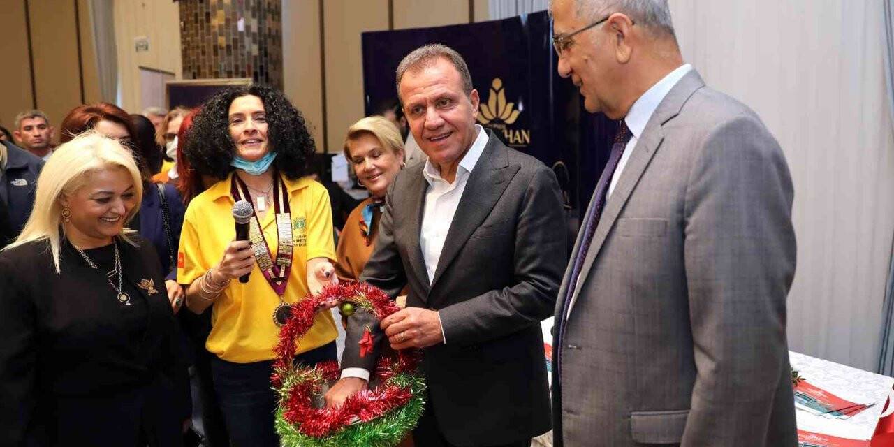 Seçer: "2021 sevgi ve iyileşme yılıydı, umut ediyorum 2022 umut yılı olur"