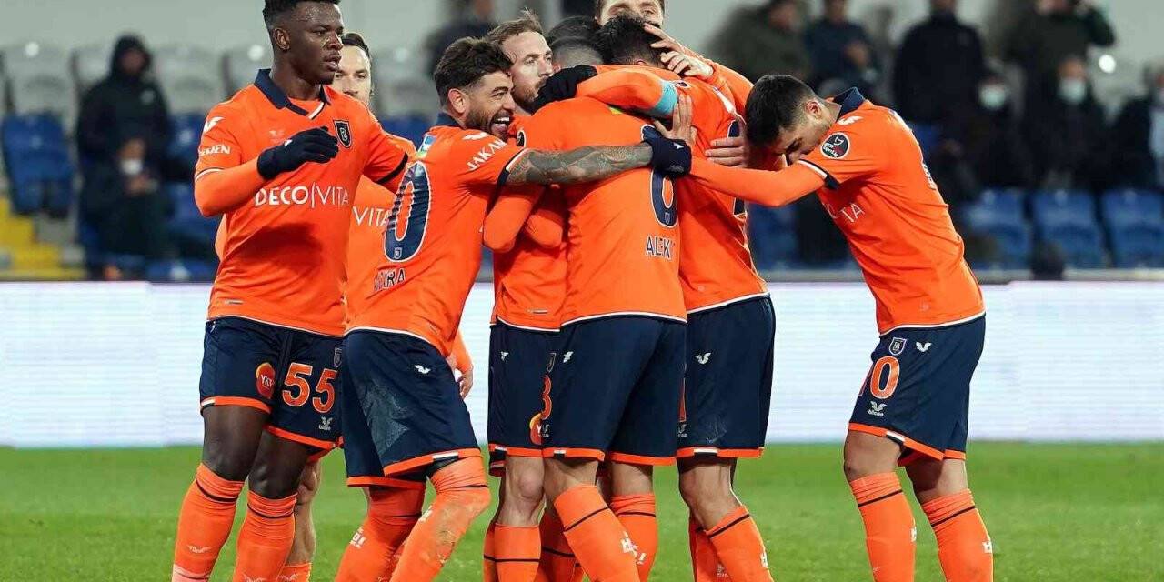 Spor Toto Süper Lig: Medipol Başakşehir: 3 - GZT Giresunspor: 1 (Maç sonucu)