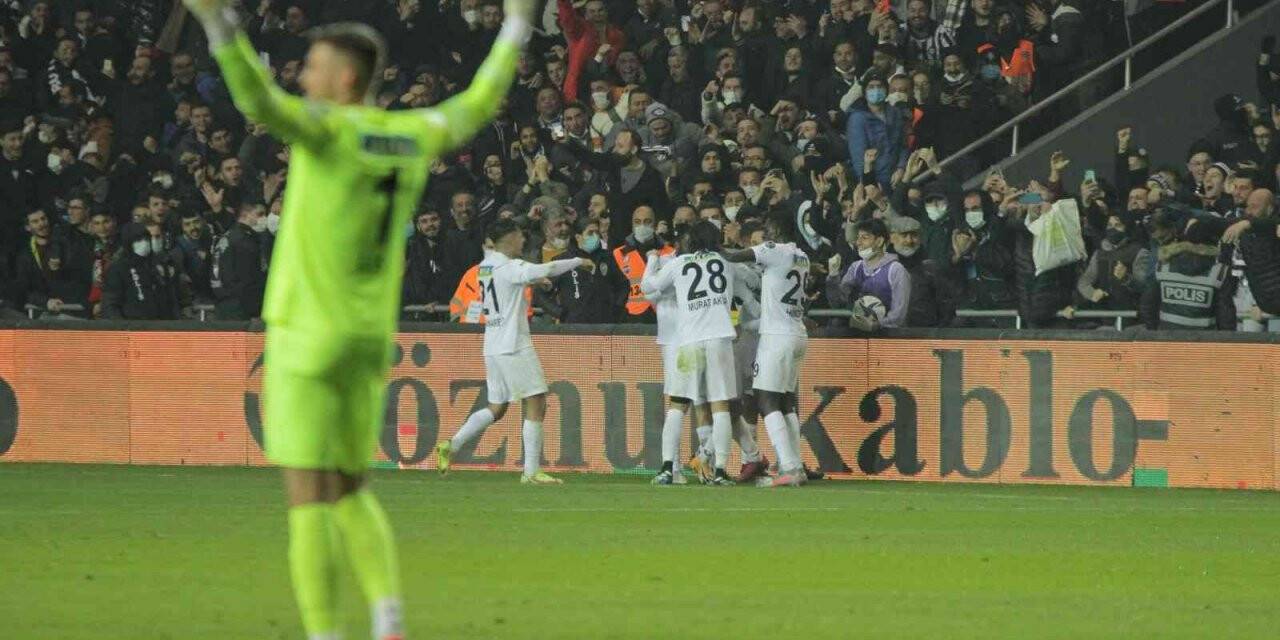 Spor Toto Süper Lig: Altay: 1 - Trabzonspor: 0 (İlk Yarı)