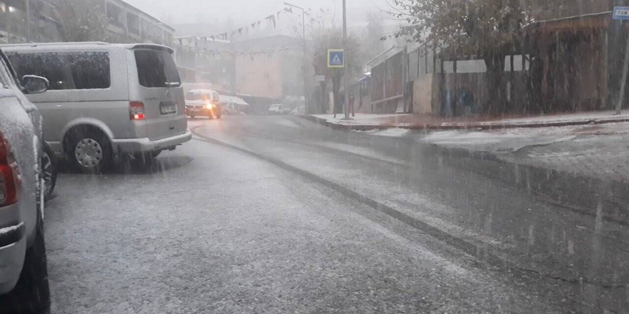 Diyarbakır’da bir ilçede eğitime bir gün ara verildi
