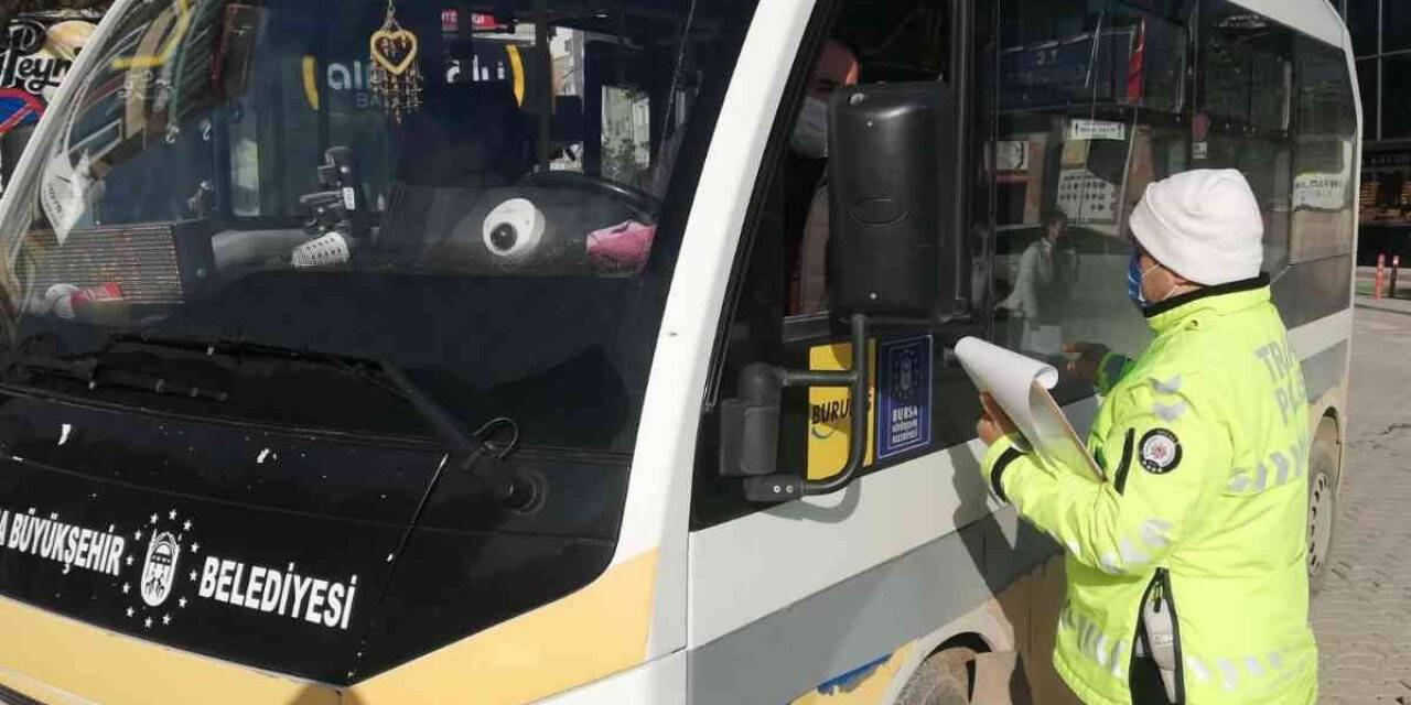 Karacabey’de araçlarda sigara denetimi