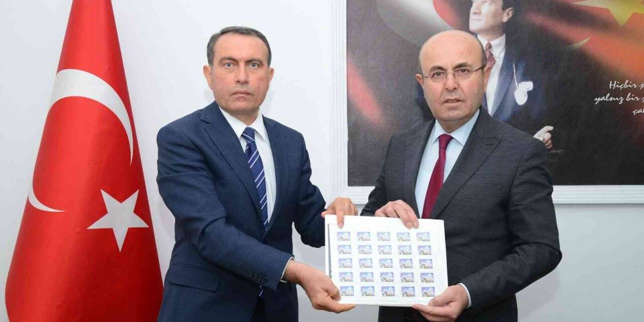 Atatürk’ün Kırşehir’e gelişi nedeniyle pul basıldı