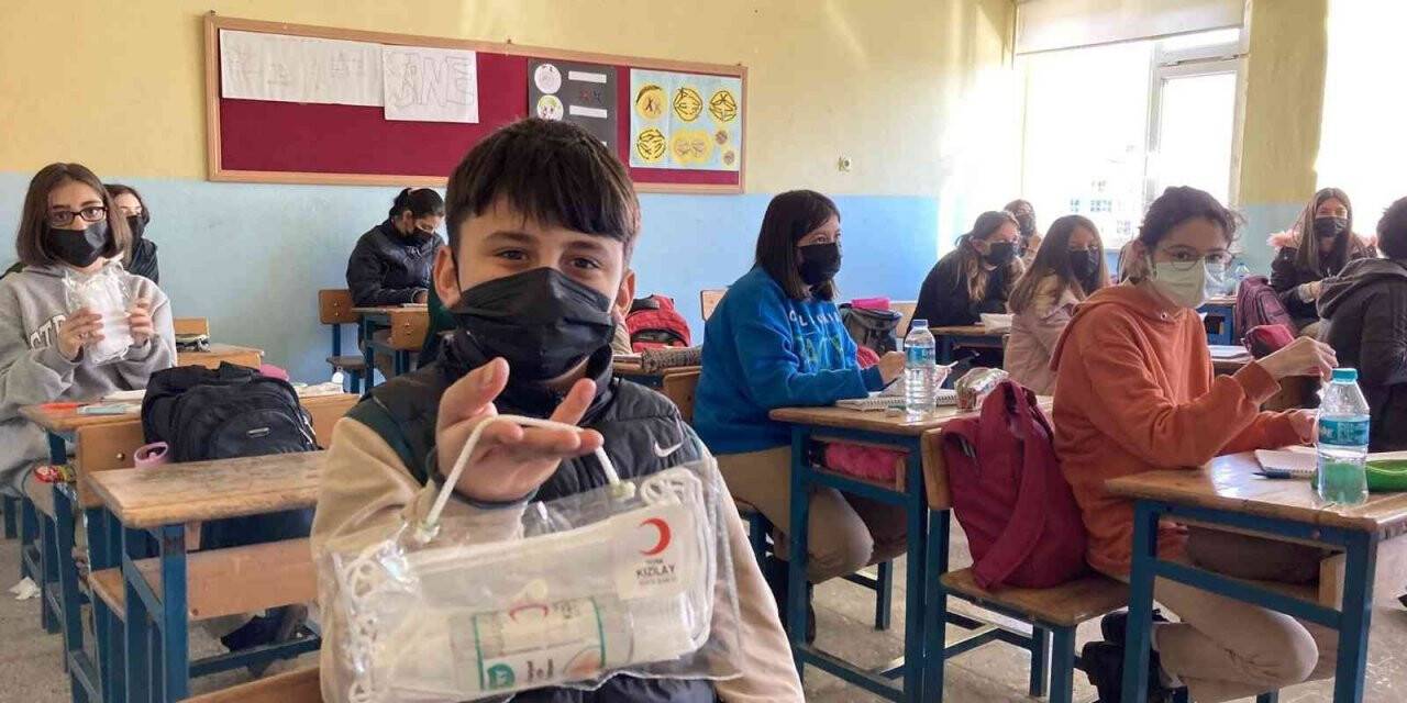 Kızılay öğrencilere tanıtılıyor