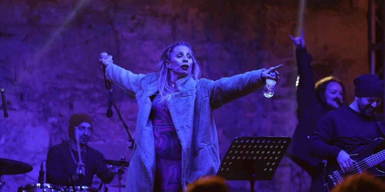 Zeynep Casalini Bodrum’u coşturdu