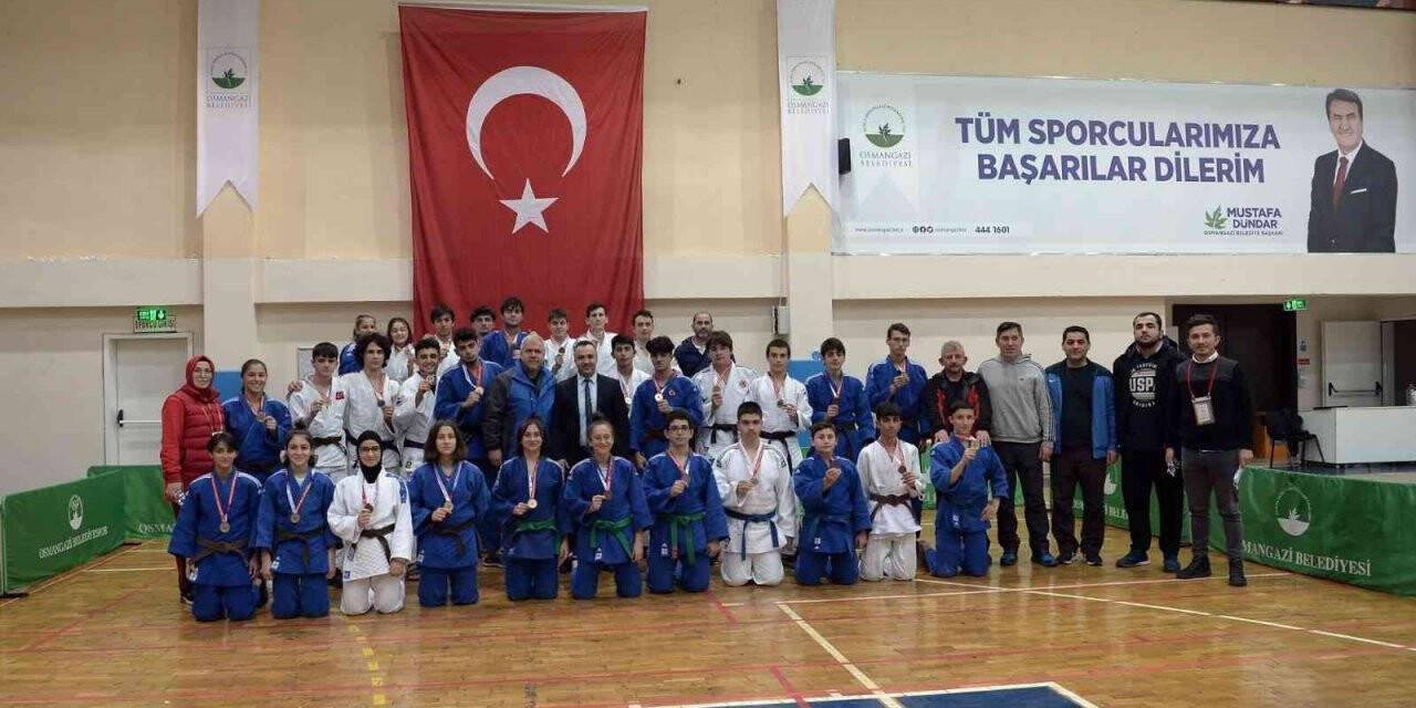 Osmangazili judocular madalyaya doymuyor