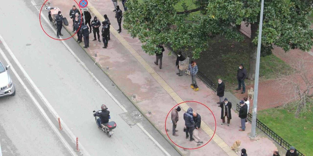 Motosikletli kuryenin yayaya çarptığı kaza kamerada