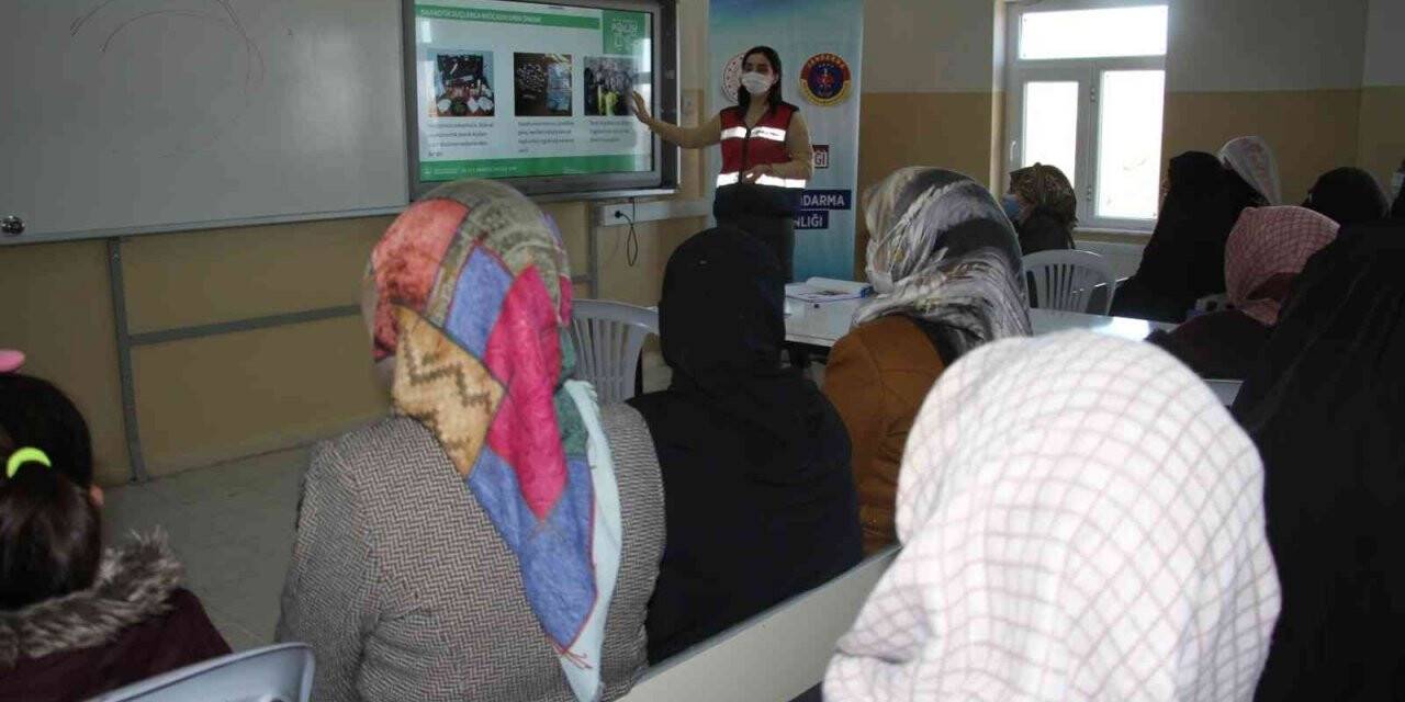 Elazığ’da "En İyi Narkotik Polisi Anne Projesi"