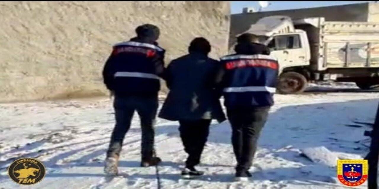 DEAŞ şüphelisi saklandığı yerde yakalandı
