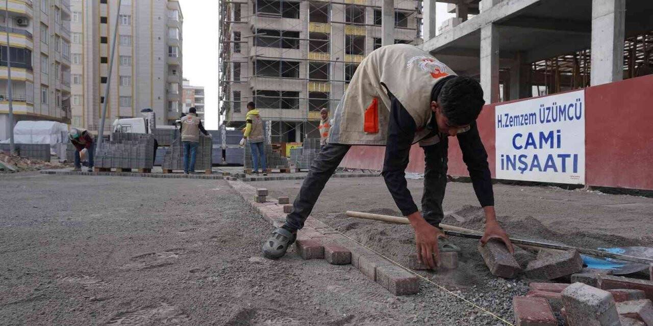 Haliliye’de 3 mahallede çalışmalarını sürdürüyor