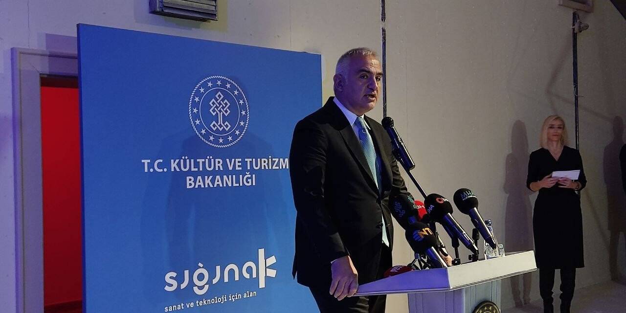 Kültür ve Turizm Bakanı Ersoy: “2021 yılında son 10 yılın en yüksek sayısına ulaşarak 3 bin 480 eserimizi yurt dışından getirdik”
